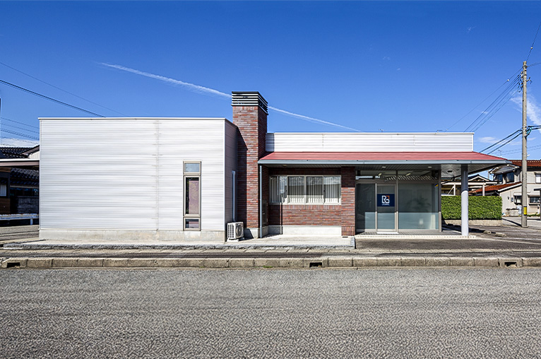 ライズスリー社ビル